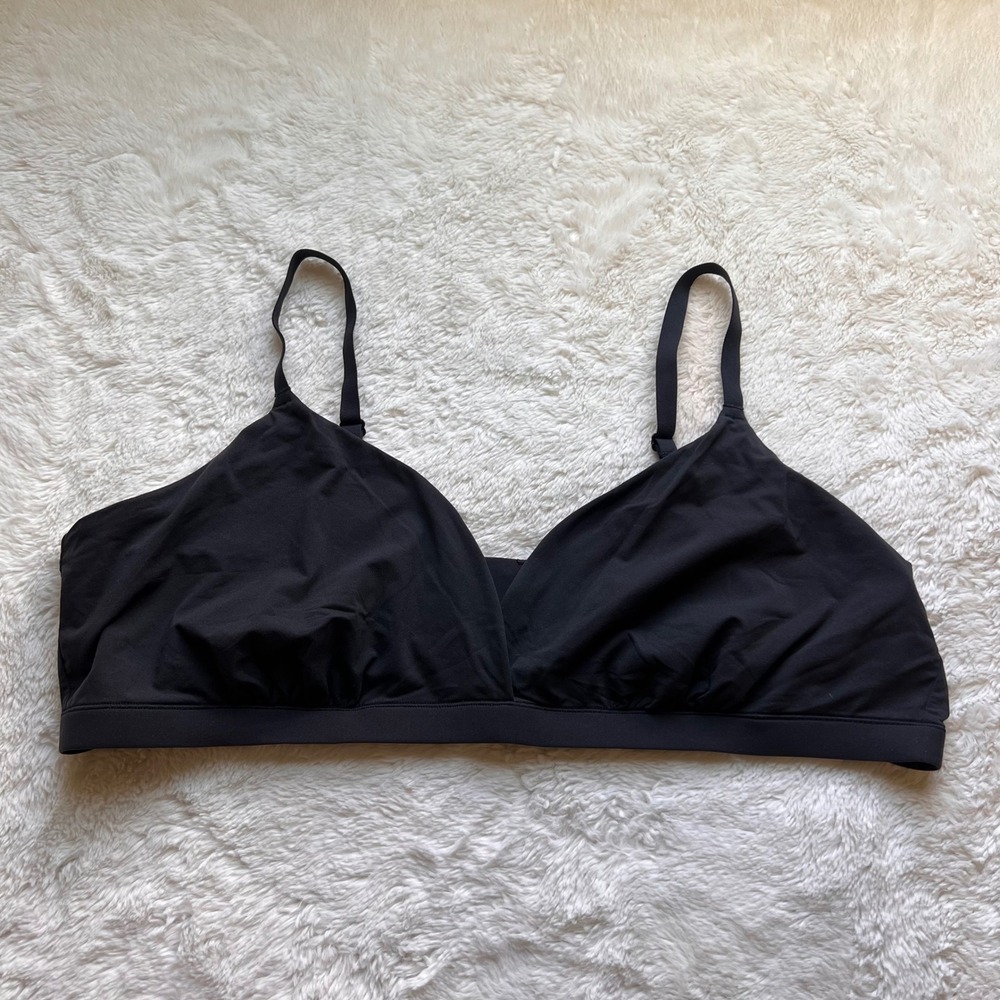 SKIMS Fits Everybody Triangle Bralette Onyx Black Wireless Bra Size 4X NWOT
